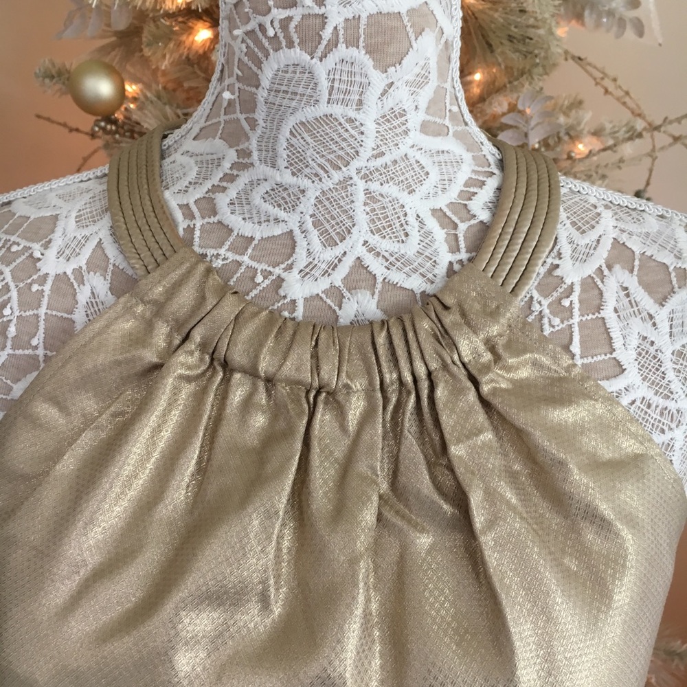 $129 Retail White house Black Market top - Picture 4 of 8
